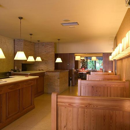 Hotel-Hostal Sport Falset Dış mekan fotoğraf