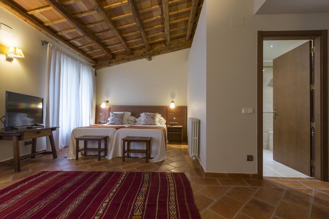 Hotel-Hostal Sport Falset Dış mekan fotoğraf