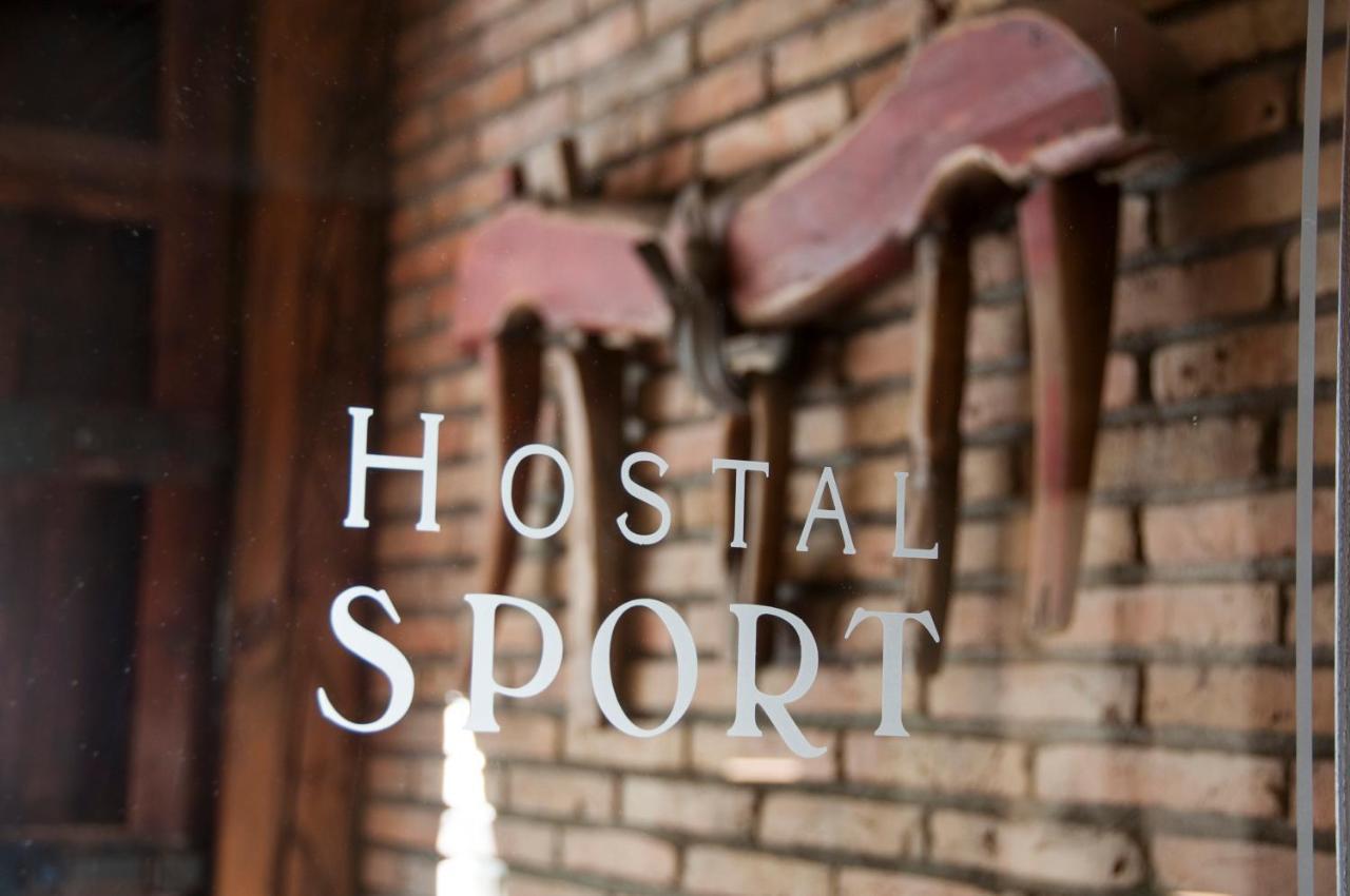 Hotel-Hostal Sport Falset Dış mekan fotoğraf