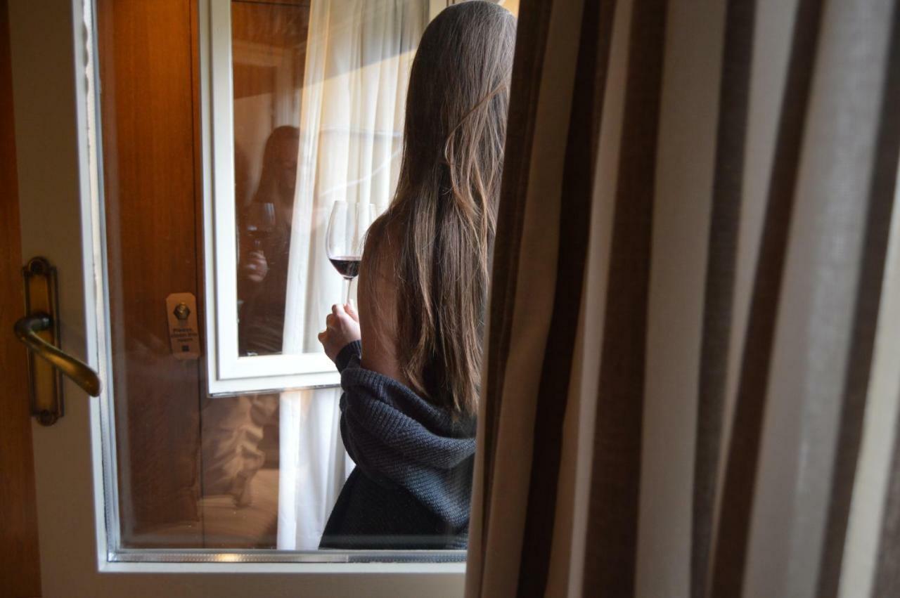 Hotel-Hostal Sport Falset Dış mekan fotoğraf